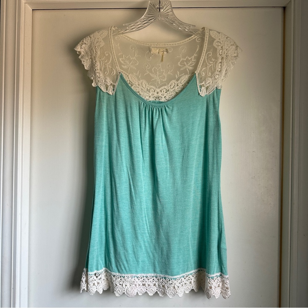 A’reve lace trim aqua top